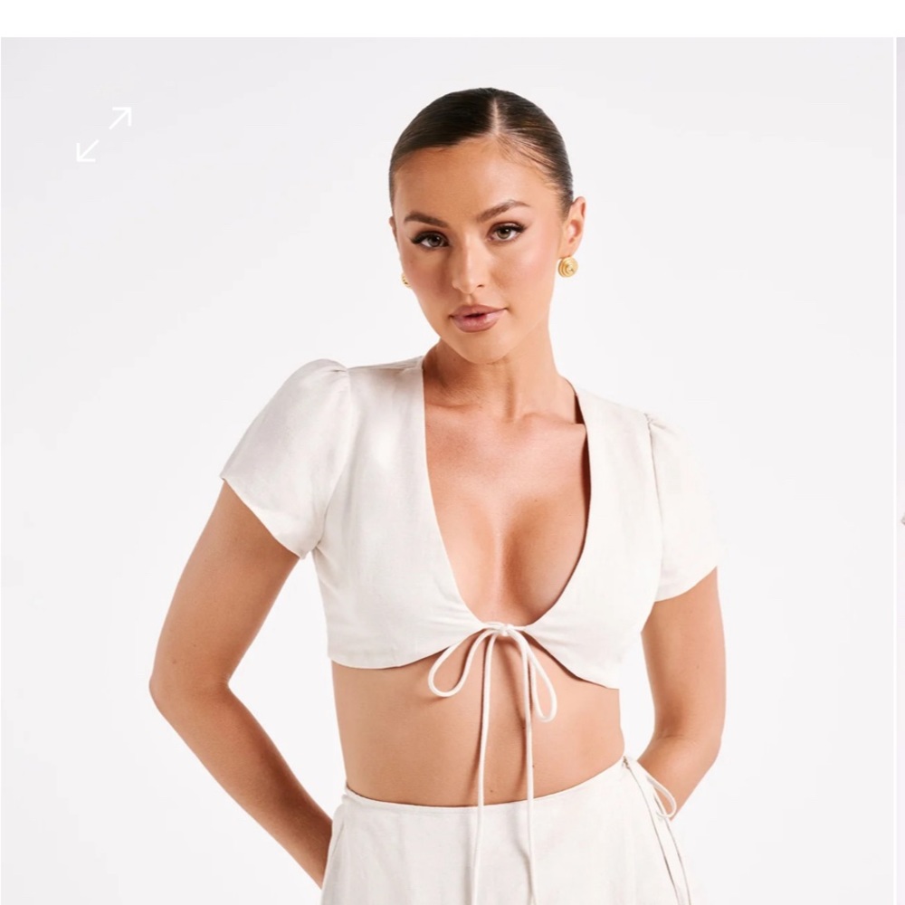 Meshki Linen Crop Top in natural